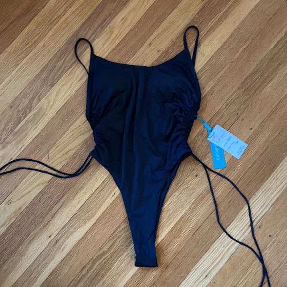 Aulala black thing one piece swimsuit - Picture 4 of 8